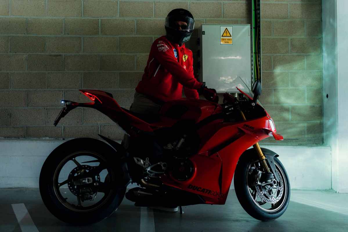 Hamilton Ducati