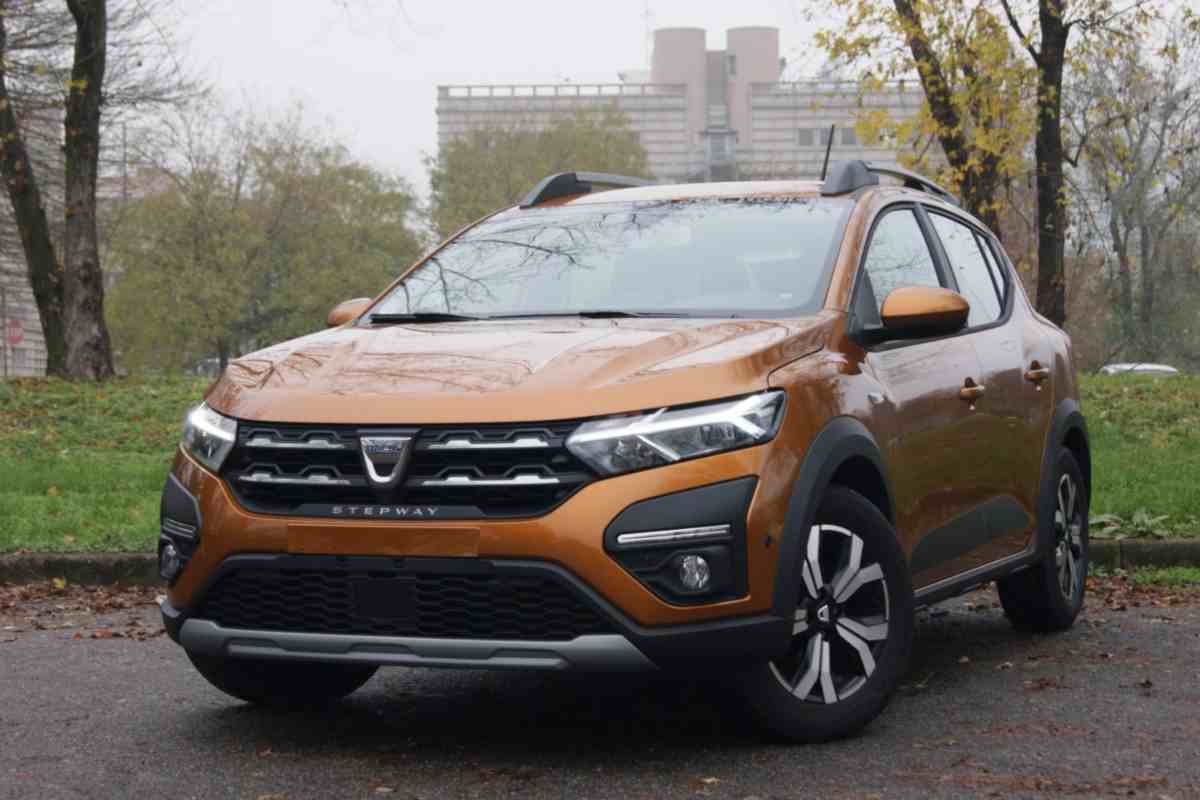 Dacia Sandero costo