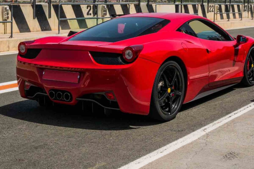 Ferrari 458 considerata un'utilitaria. Ha superato ogni aspettativa