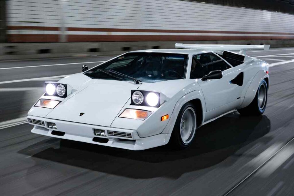 Lamborghini Countach rivelazione