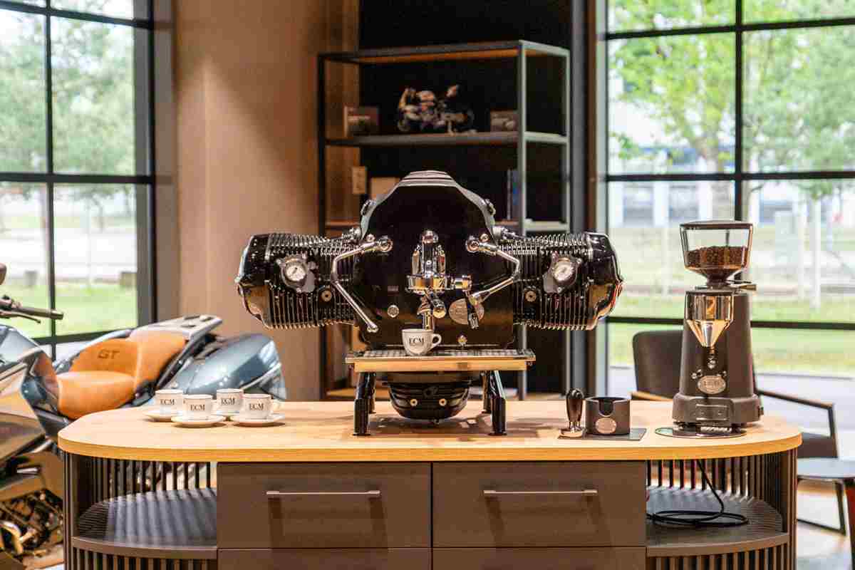 BMW motore caffè