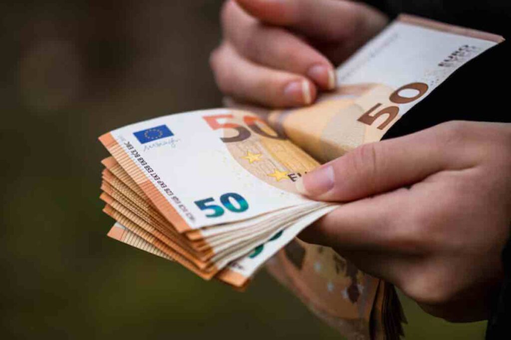 Soldi denaro contante