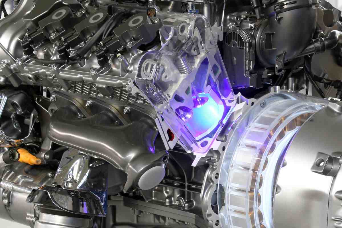 Stellantis: nuovi motori ibridi