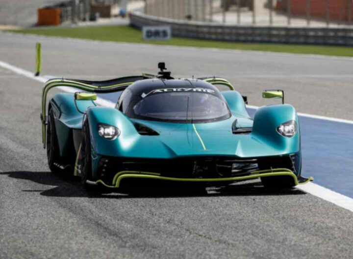 Lusso, esclusività e un legame con la Formula 1: l’Aston Martin Valkyrie di Daniel Ricciardo, pilota australiano che ha segnato la storia recente della F1.