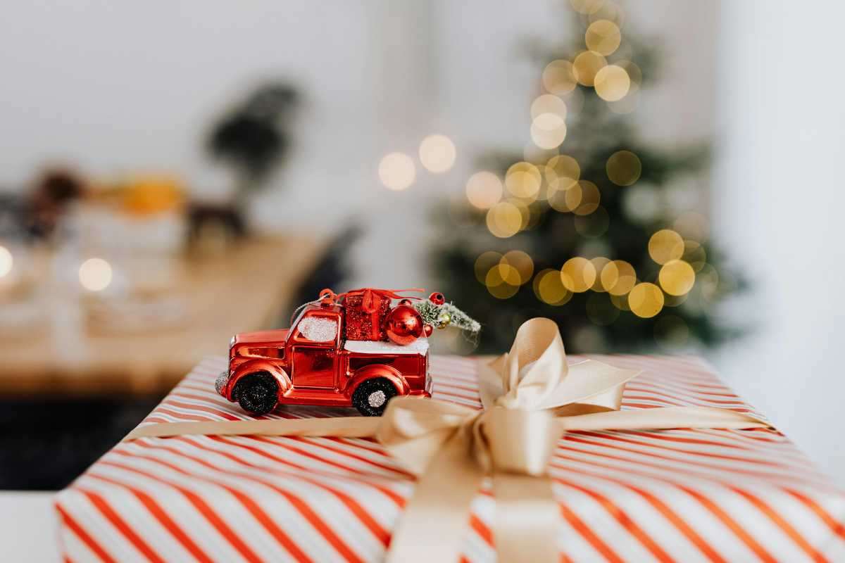 regali auto natale