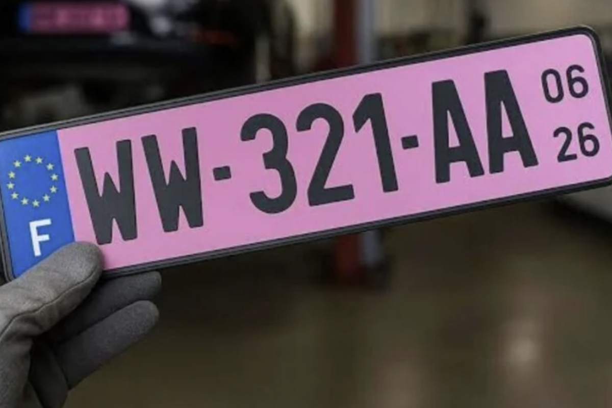 Questa innovazione si inserisce in un più ampio quadro di interventi volti a migliorare la sicurezza stradale e la trasparenza amministrativa in Francia